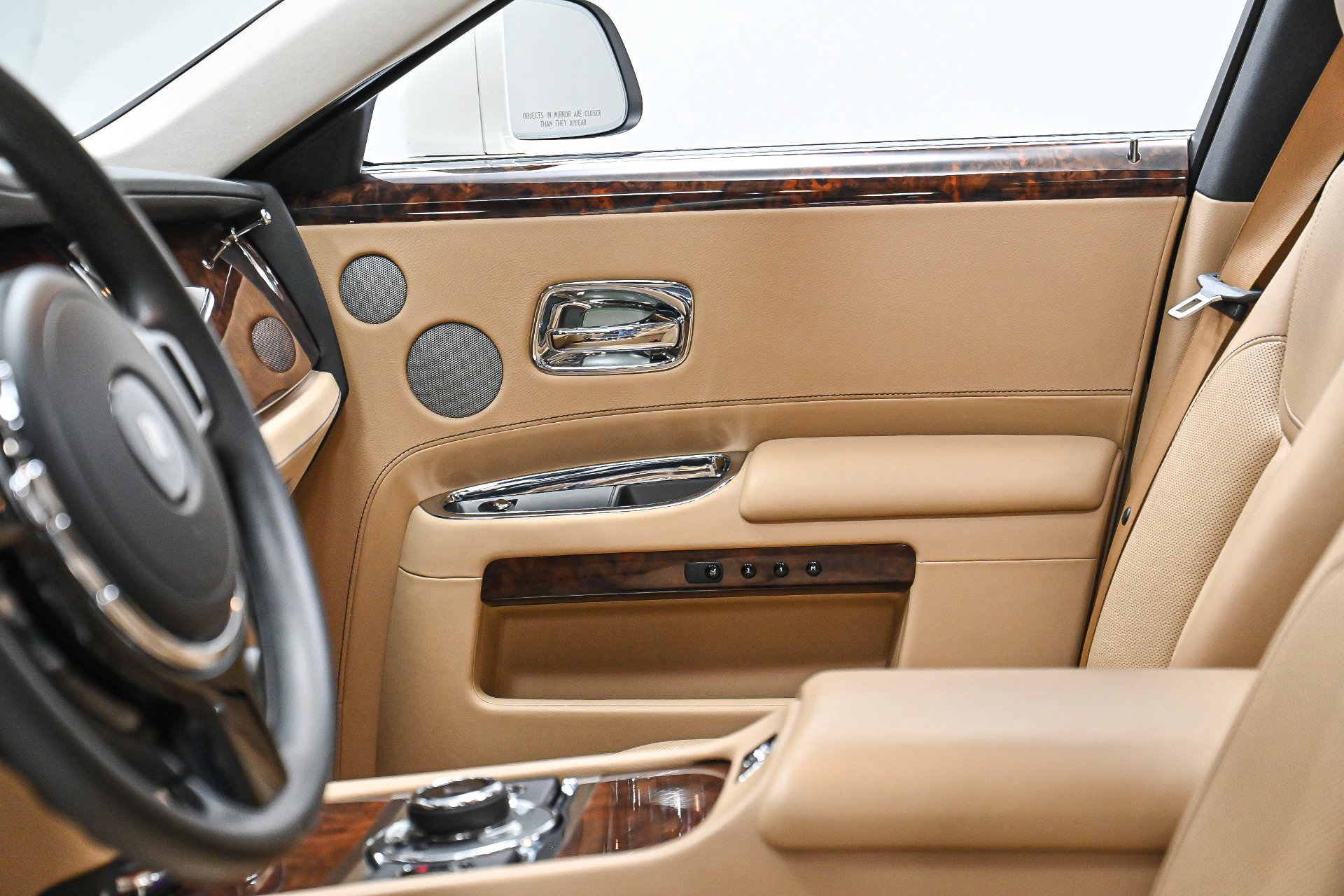 Used 2017 Rolls-Royce Ghost image 30