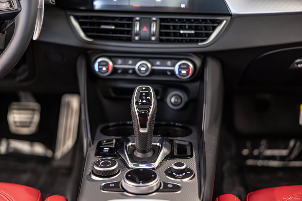 New 2026 Alfa Romeo Giulia AWD w/ Driving Assist Package image 38