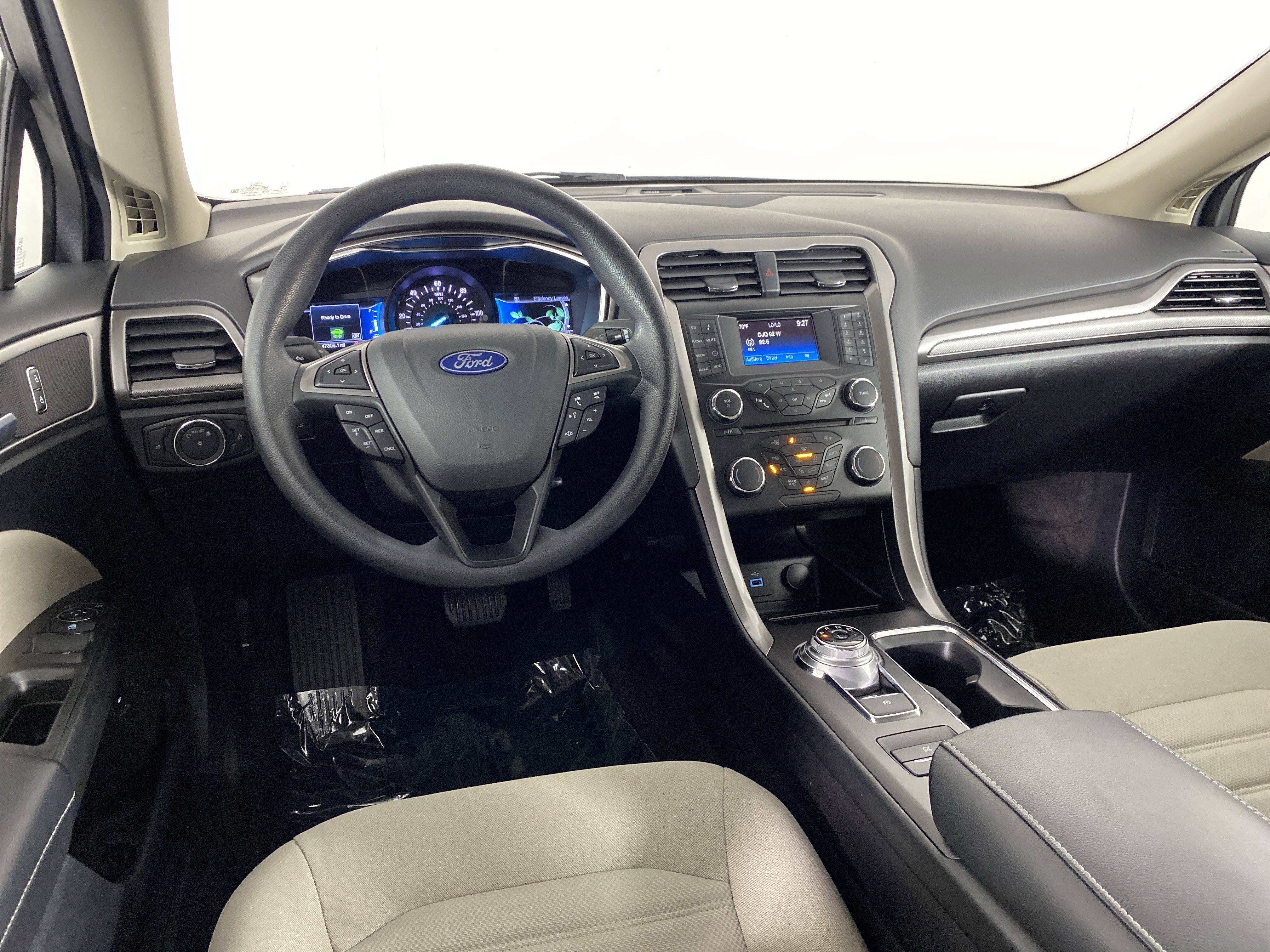 Used 2018 Ford Fusion S FWD image 17
