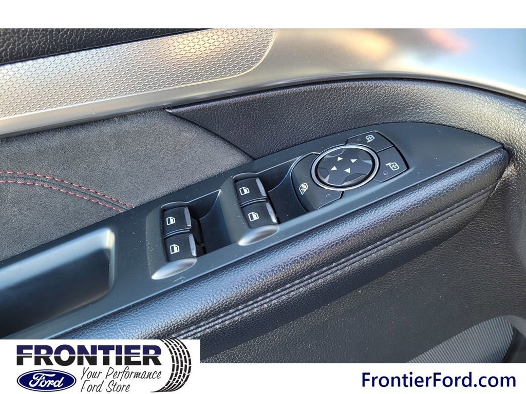 Used 2018 Ford Explorer XLT w/ Equipment Group 202A image 16