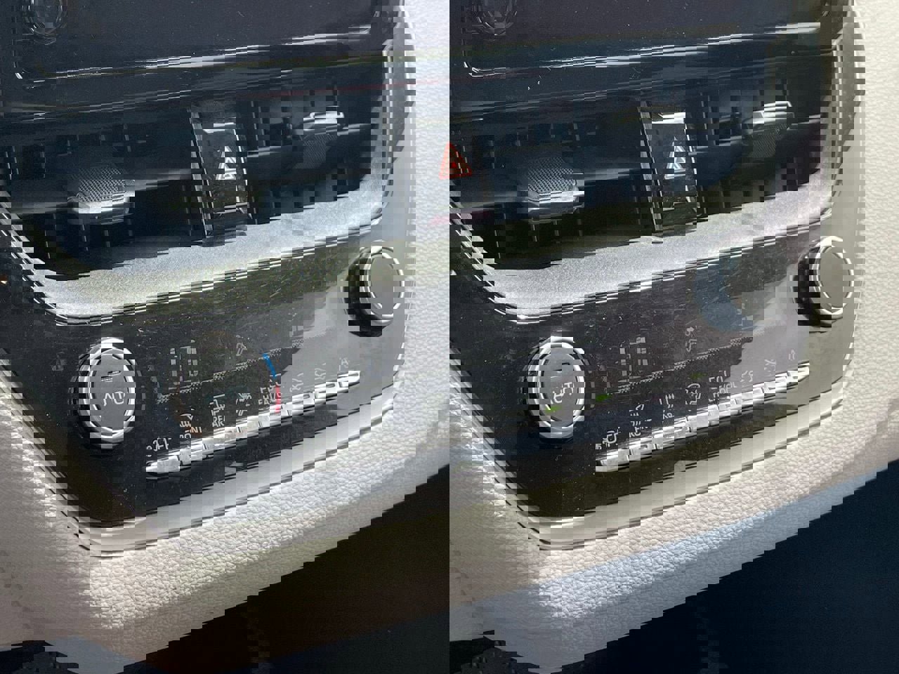 Used 2024 Toyota Corolla LE image 10