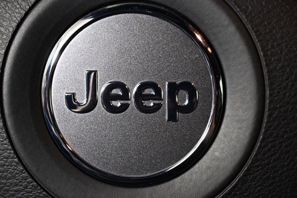 Used 2020 Jeep Grand Cherokee Trailhawk AWD/4WD image 36