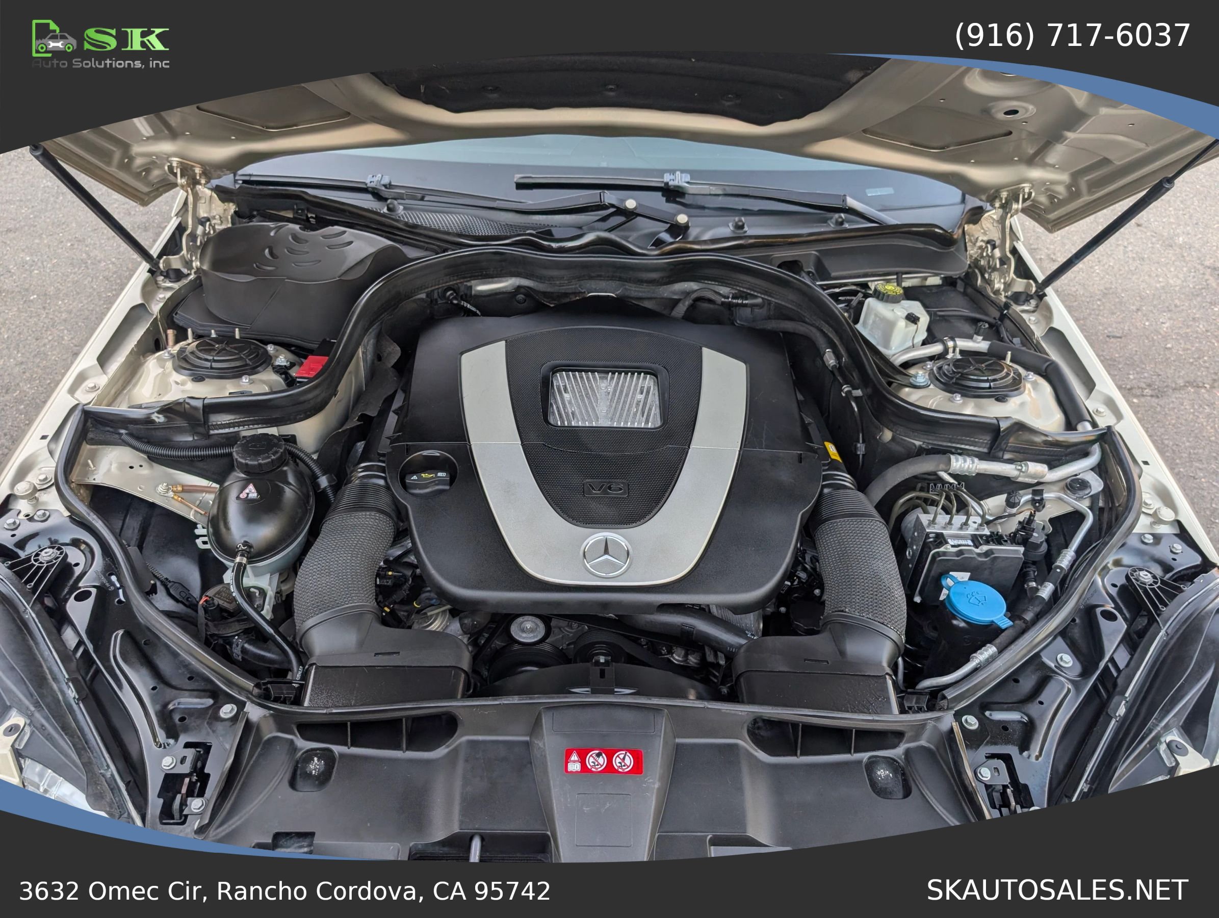 Used 2010 Mercedes-Benz E 350 4MATIC Sedan image 30