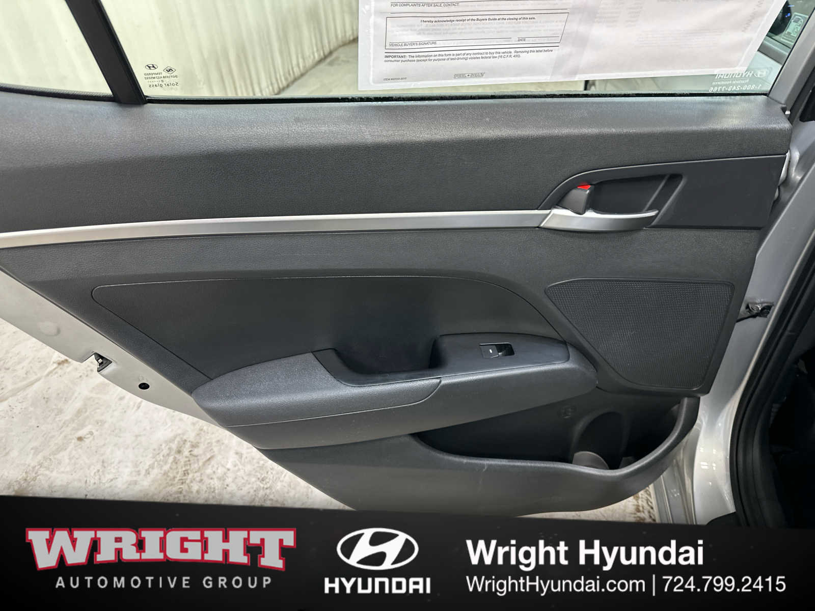 Used 2020 Hyundai Elantra SE w/ Cargo Package (C1) image 12