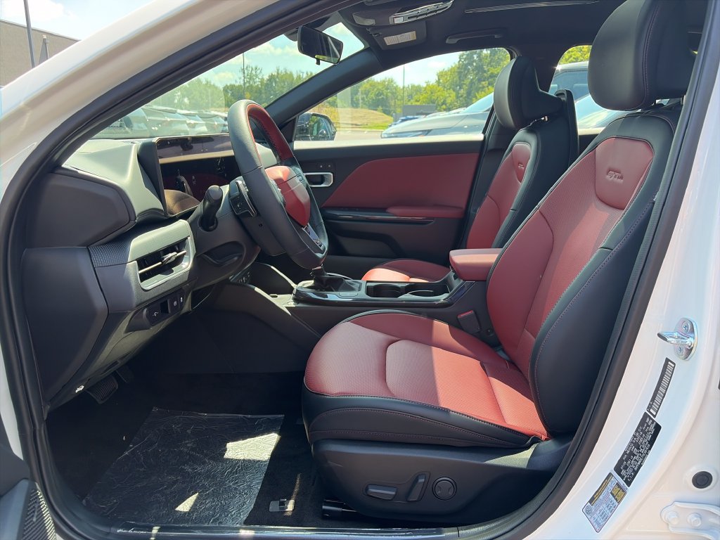 New 2026 Kia K4 GT-Line w/ GT-Line Premium Package FWD image 14