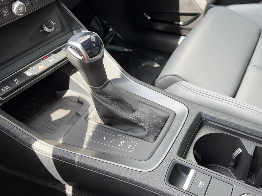 Used 2024 Audi Q3 2.0T Premium Plus w/ Premium Plus Package image 20