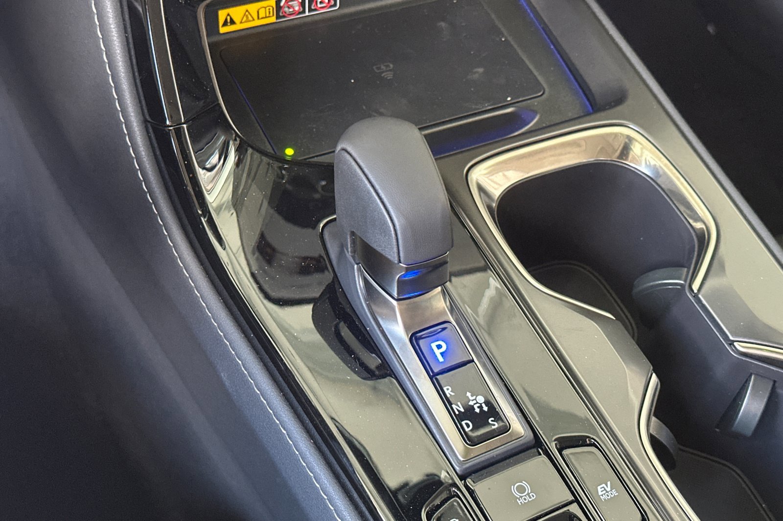 New 2025 Lexus NX 350h AWD w/ Premium Package image 21