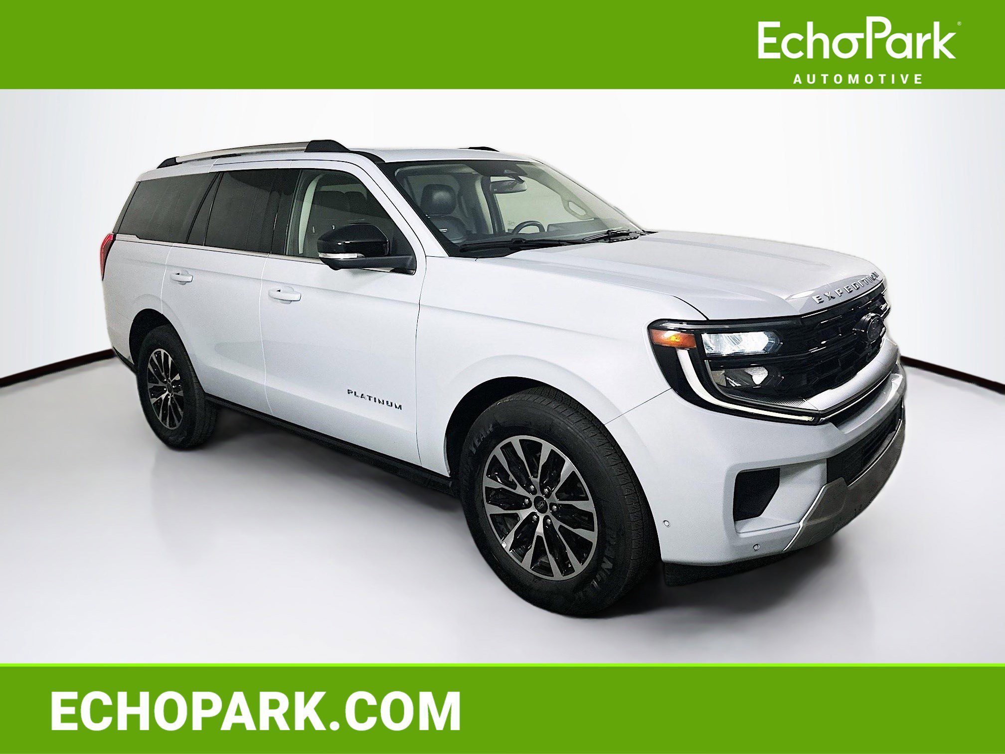 Used 2025 Ford Expedition Platinum AWD/4WD image 1