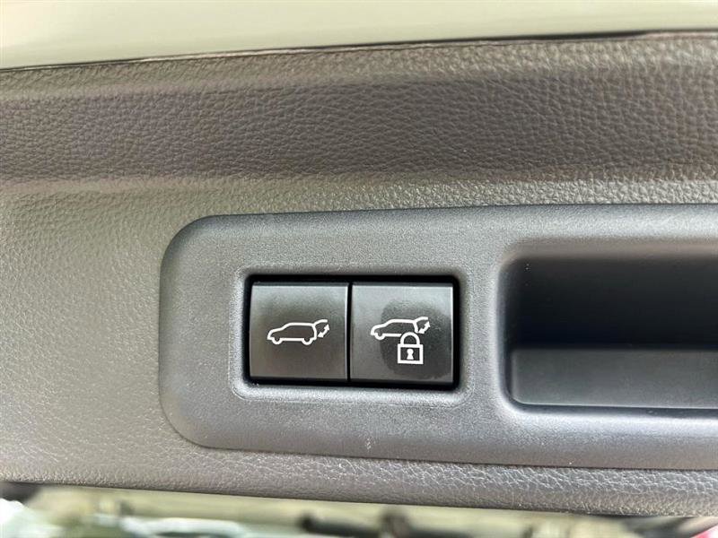 Used 2025 Toyota Sequoia SR5 image 53