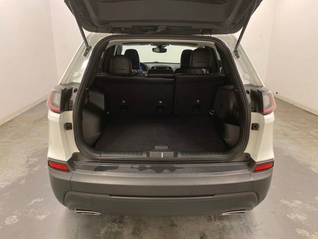 Used 2022 Jeep Cherokee Latitude Lux w/ Sun & Sound Group AWD/4WD image 29