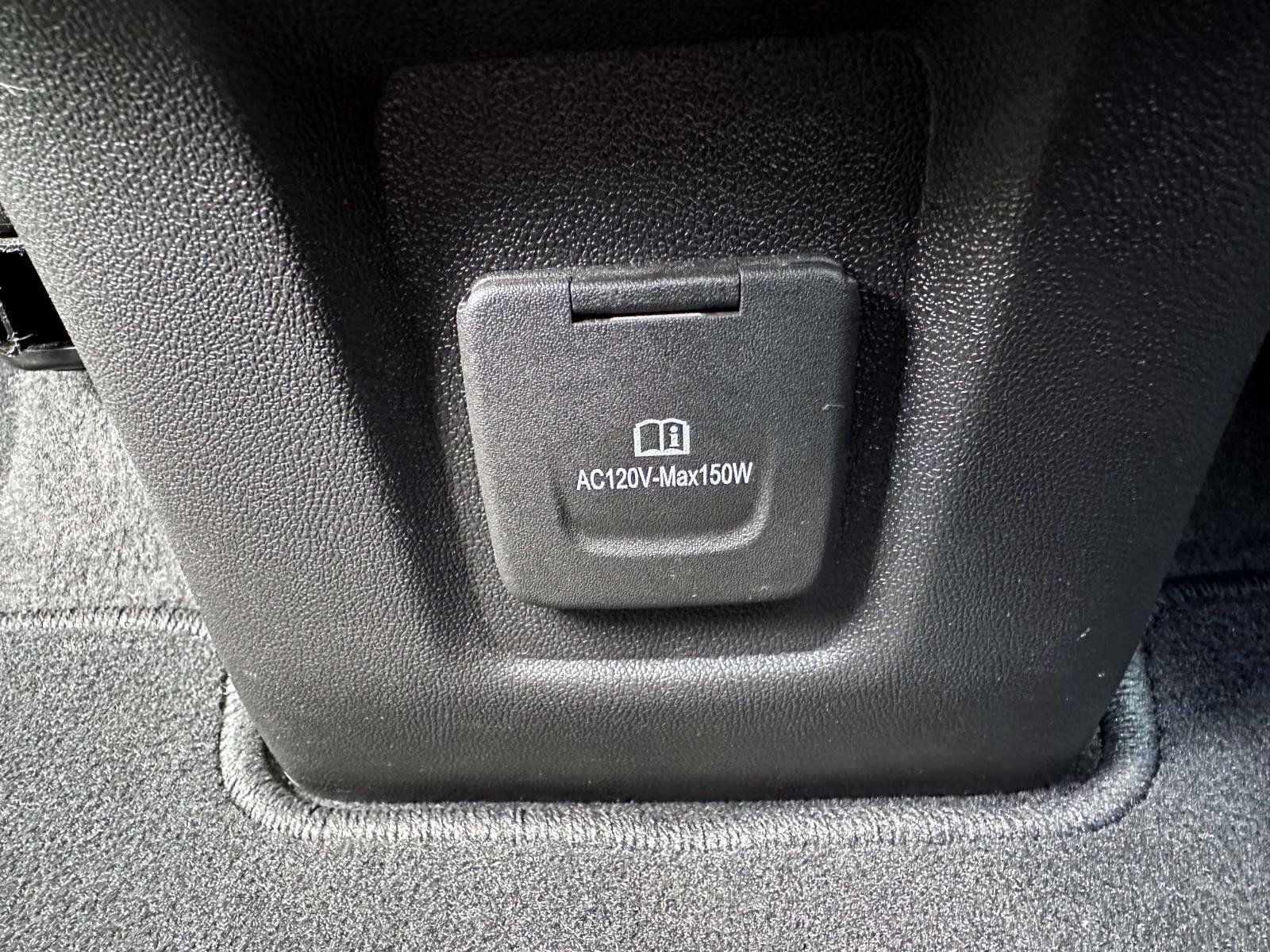 Used 2024 Chevrolet Equinox RS w/ RS Leather Package AWD/4WD image 15