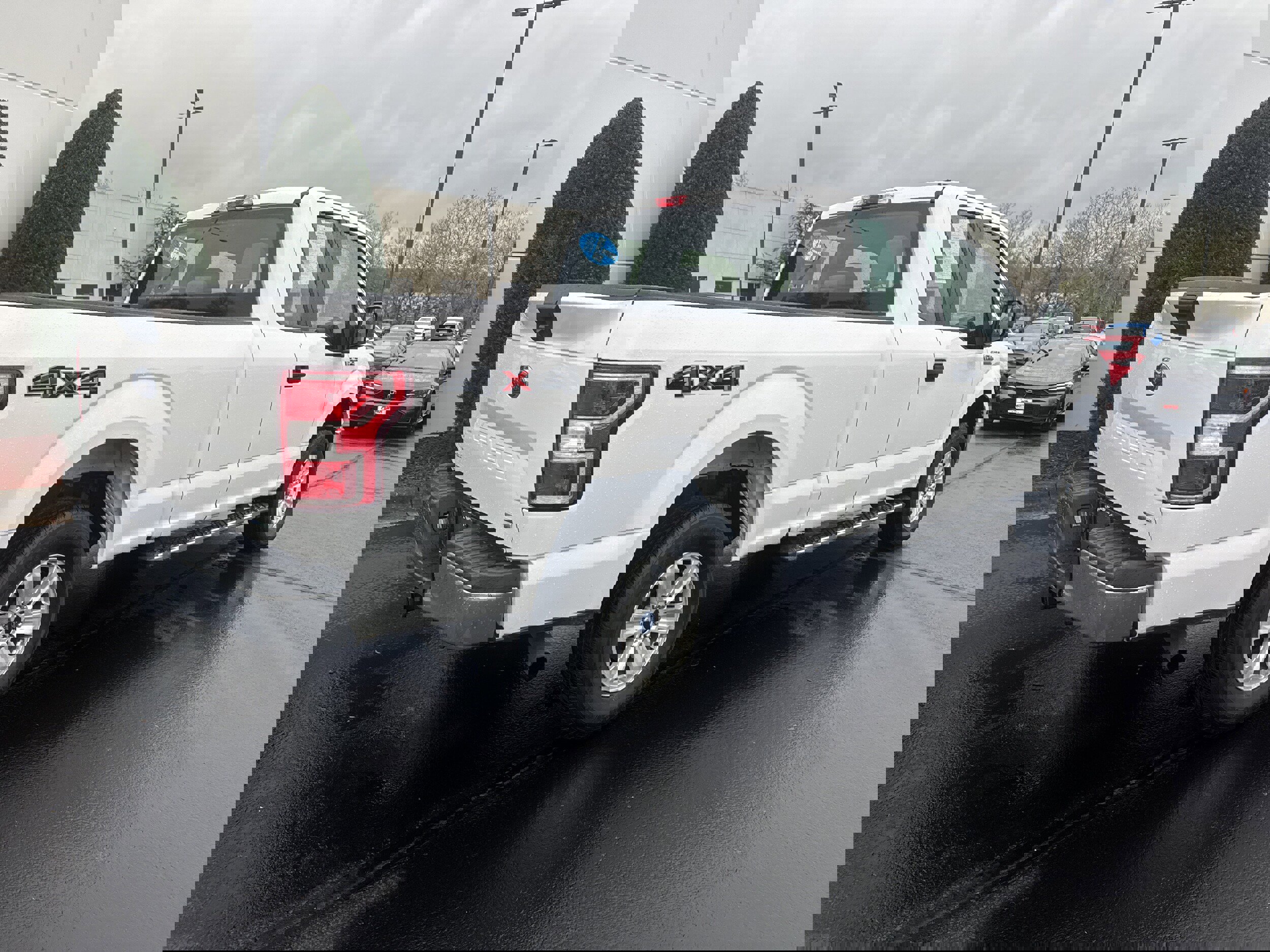 Used 2020 Ford F150 XL w/ Equipment Group 101A Mid image 10