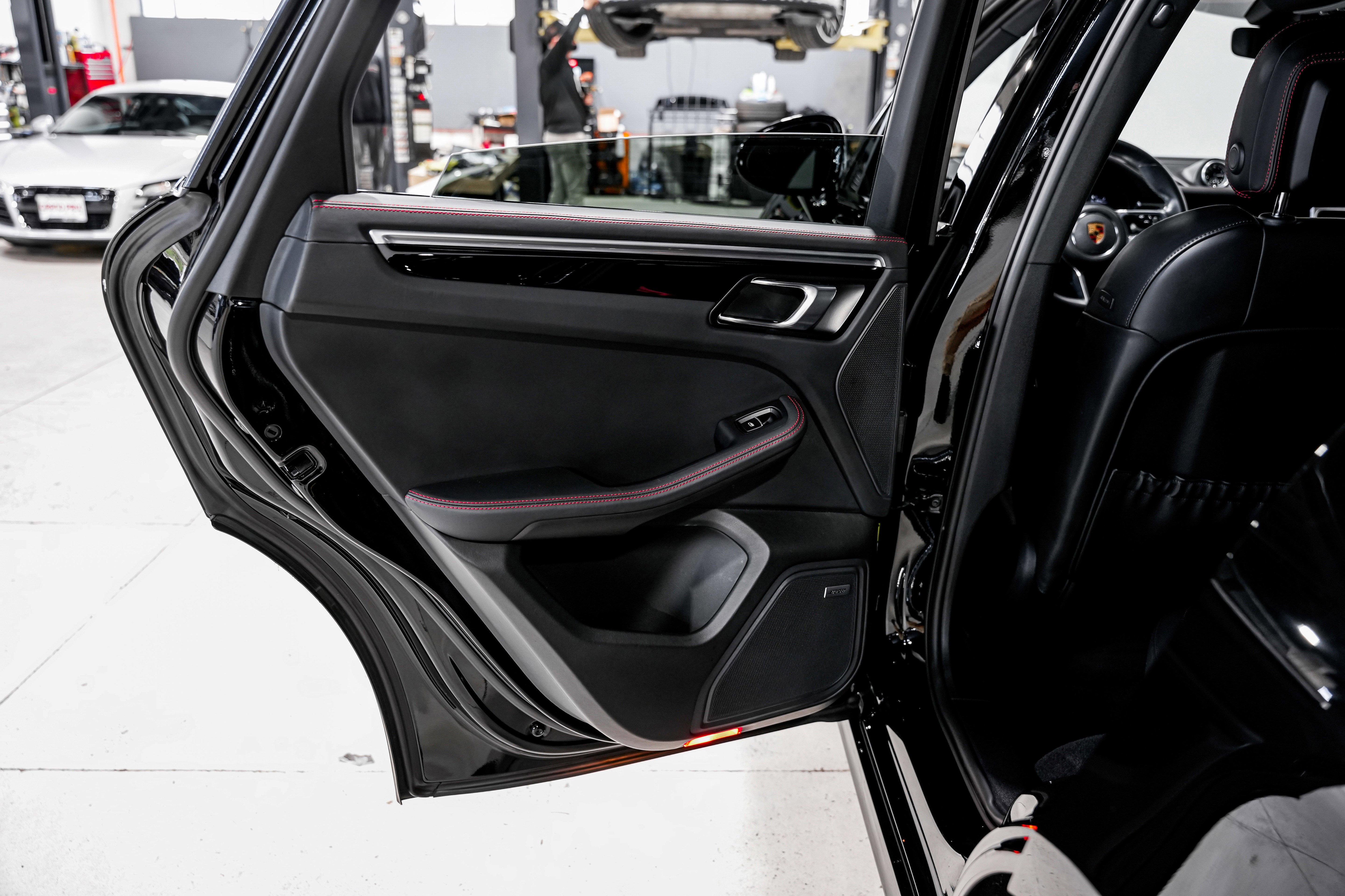 Used 2021 Porsche Macan GTS image 32