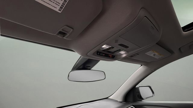 Used 2023 GMC Acadia SLE w/ Driver Convenience Package FWD image 28