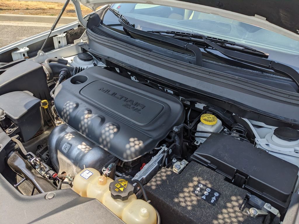 Used 2019 Jeep Cherokee Latitude w/ Popular Appearance Group FWD image 13