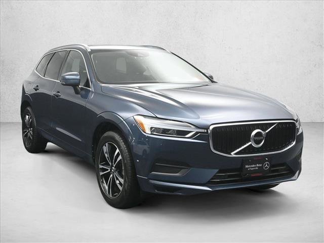 Used 2018 Volvo XC60 T5 Momentum w/ Convenience Package image 4