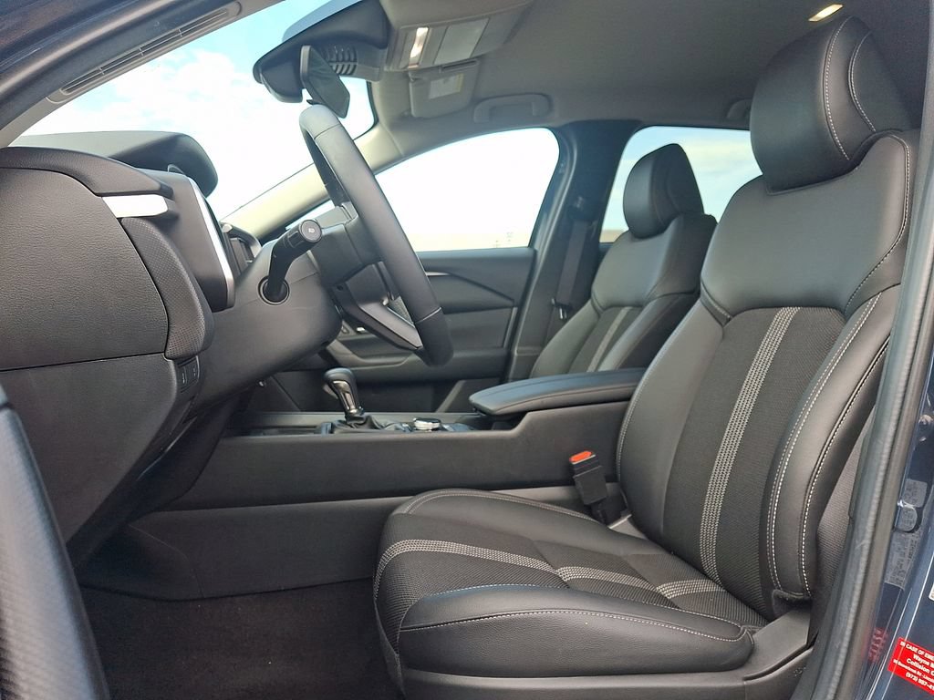 Used 2025 MAZDA CX-50 AWD 2.5 S w/ Weather Package image 13