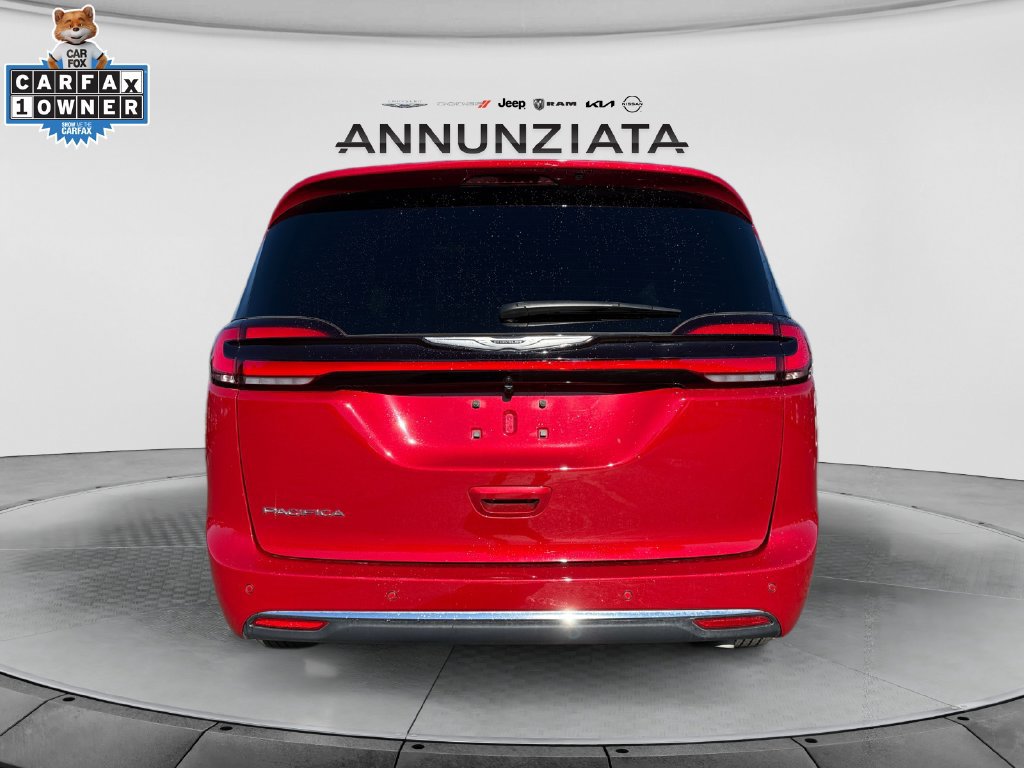 Used 2026 Chrysler Pacifica Select FWD image 4
