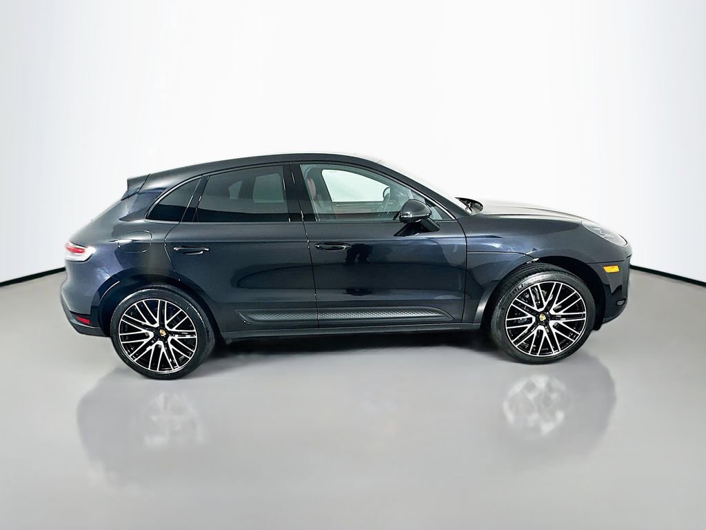 New 2026 Porsche Macan Turbo AWD/4WD image 8