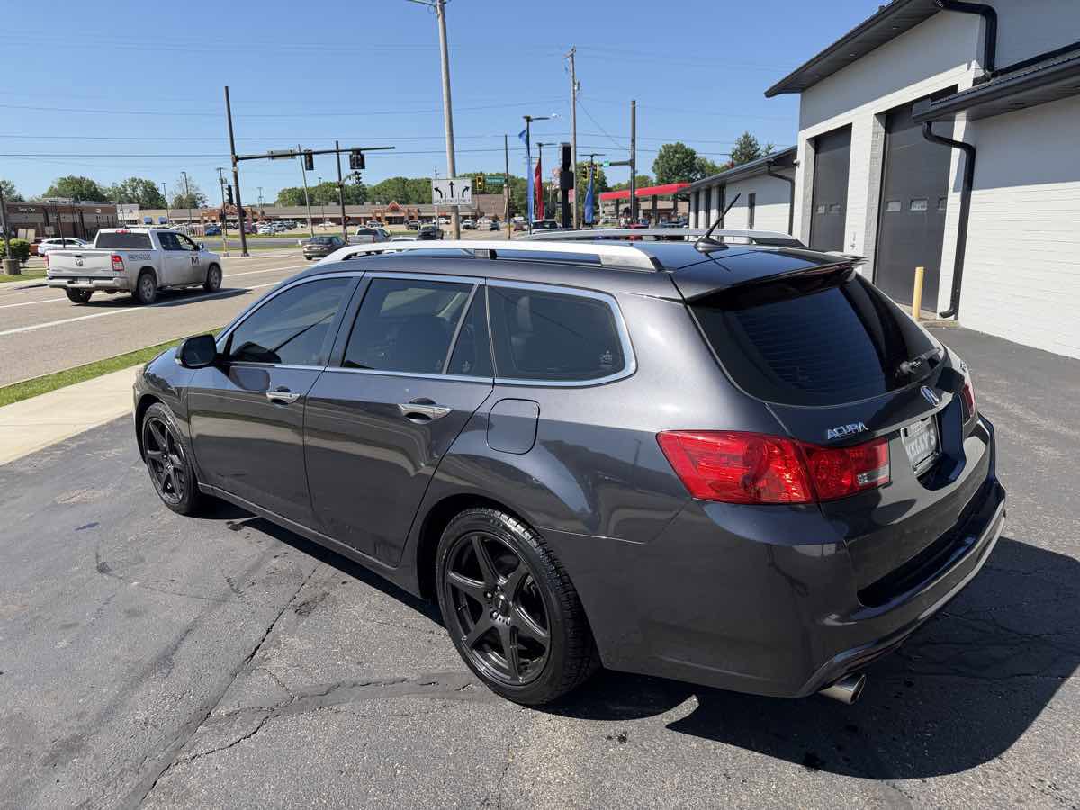Used 2013 Acura TSX Sport Wagon FWD image 3