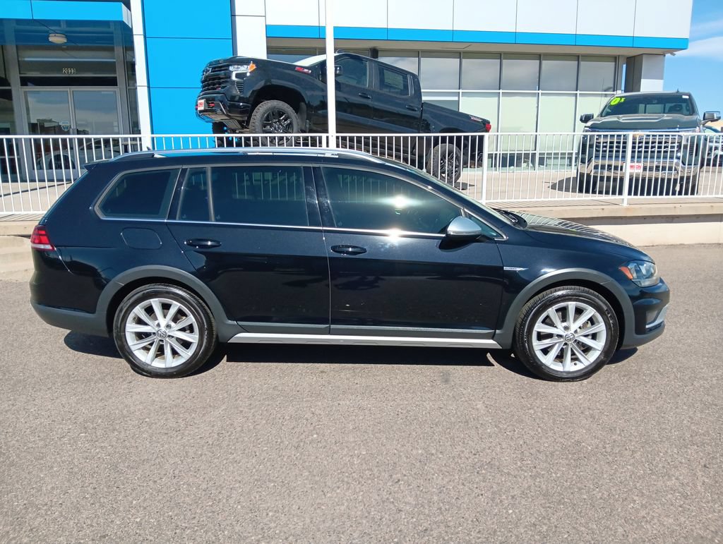 Used 2019 Volkswagen Golf Alltrack S AWD/4WD image 6
