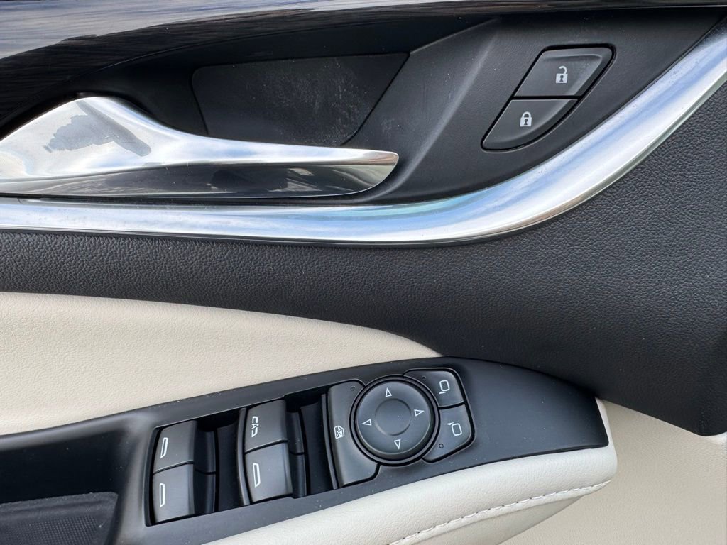 Used 2023 Buick Enclave Essence w/ Experience Buick Package image 12