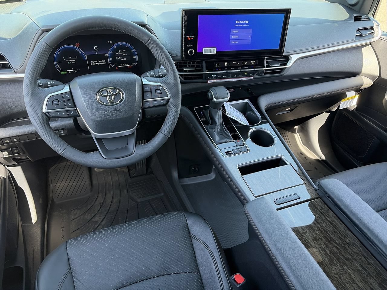 New 2026 Toyota Sienna Limited FWD image 18