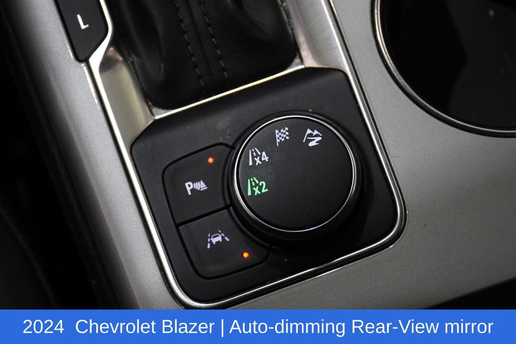 Used 2024 Chevrolet Blazer LT image 23