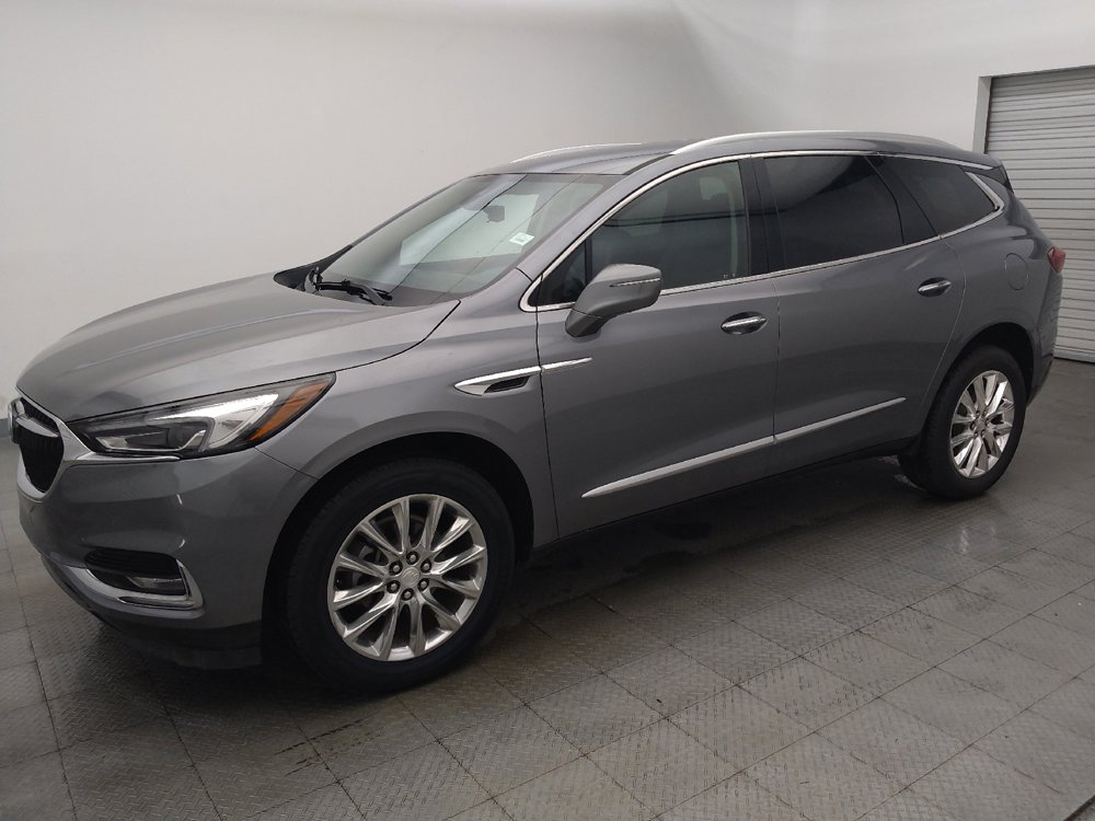 Used 2020 Buick Enclave Premium w/ Surround and Sites Package FWD image 2