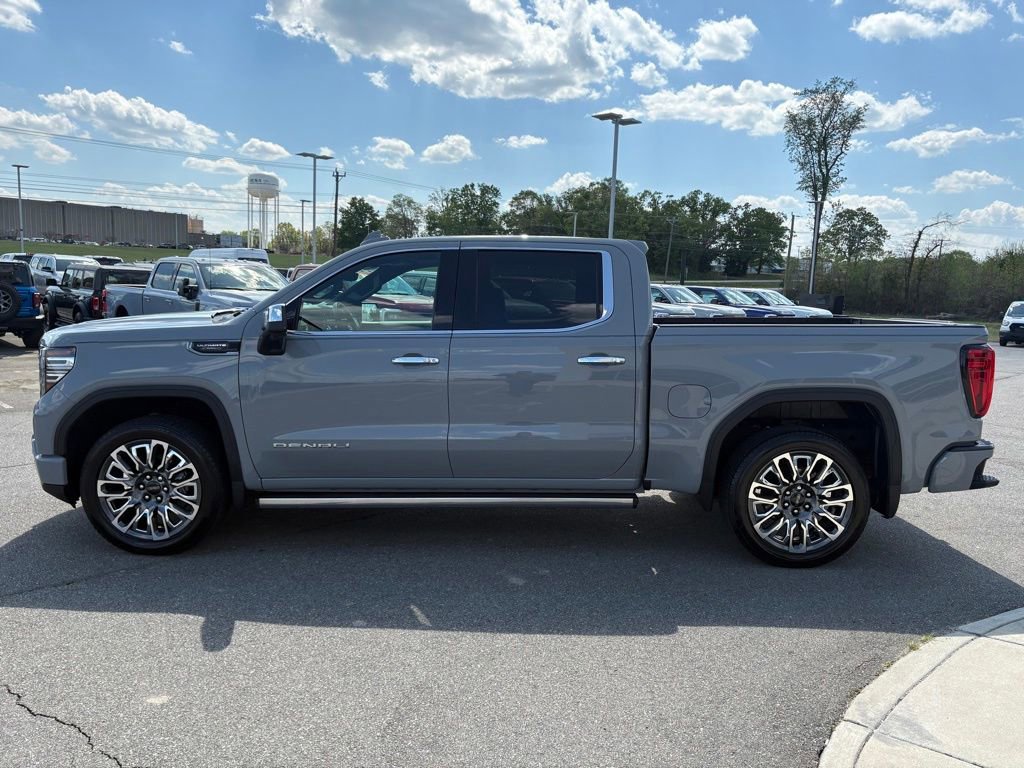 Used 2025 GMC Sierra 1500 Denali Ultimate AWD/4WD image 8