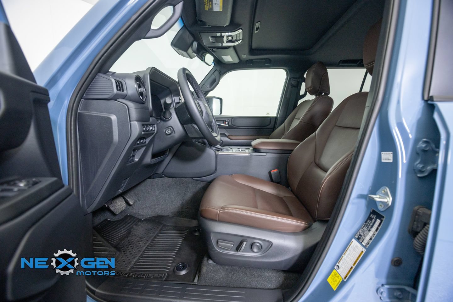 Used 2025 Toyota Land Cruiser AWD/4WD image 11