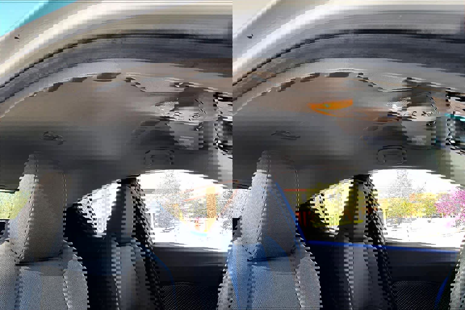 Used 2021 Toyota C-HR LE image 13