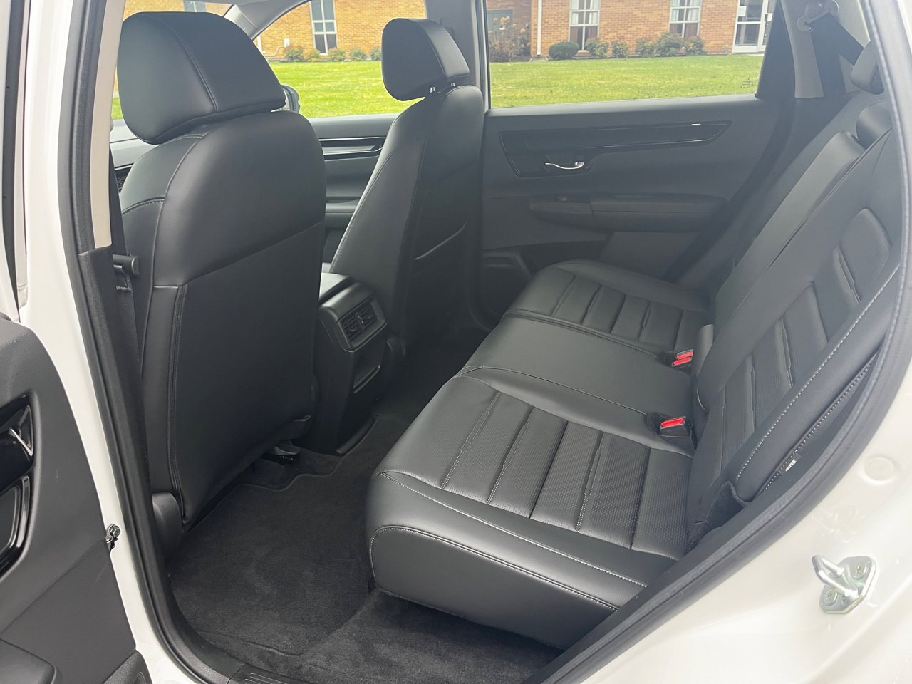 Used 2023 Honda CR-V EX-L image 10