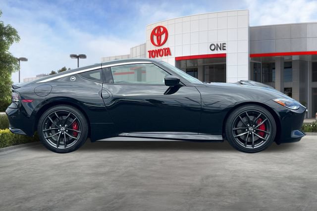 Used 2024 Nissan Z Performance w/ Floor Mat Package RWD image 3