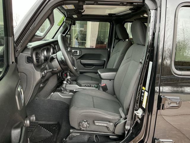 Used 2021 Jeep Gladiator Sport AWD/4WD image 10