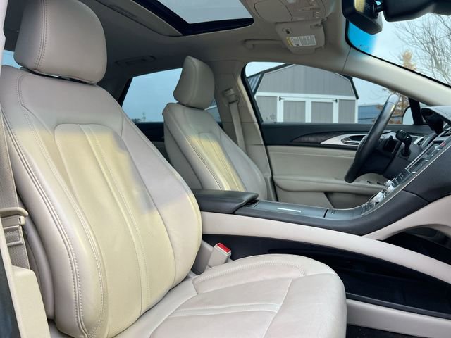 Used 2020 Lincoln MKZ Reserve w/ Elements Package image 28