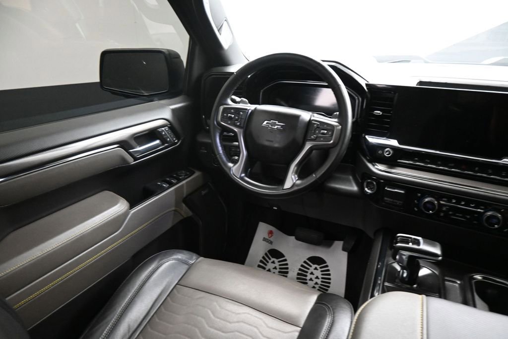 Used 2023 Chevrolet Silverado 1500 ZR2 w/ Technology Package AWD/4WD image 13