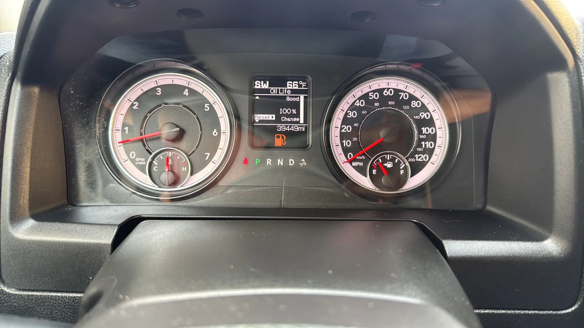 Used 2022 RAM 1500 Classic SLT w/ Protection Group AWD/4WD image 15