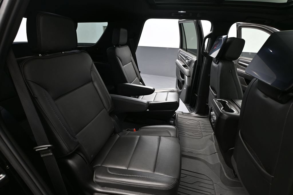 Used 2024 GMC Yukon Denali w/ Denali Reserve Package AWD/4WD image 42