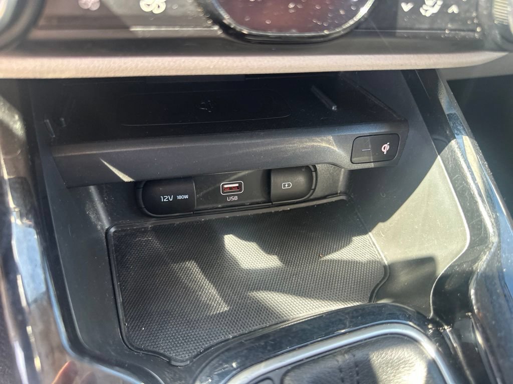 Used 2020 Kia Soul EX FWD image 25