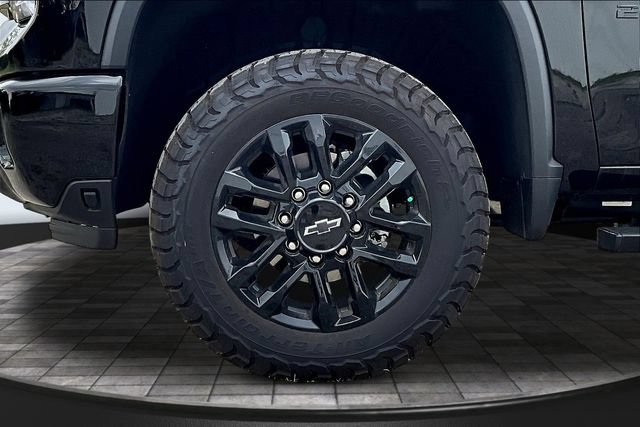 New 2025 Chevrolet Silverado 2500 LT w/ Trail Boss Package AWD/4WD image 13