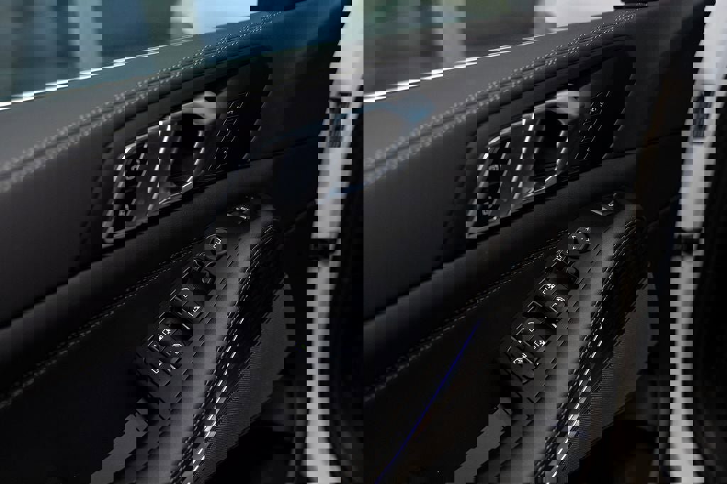 New 2026 BMW X5 xDrive40i w/ Premium Package image 13