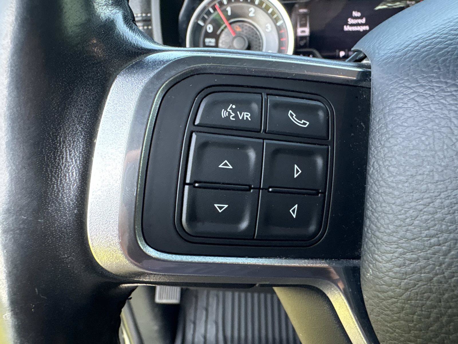 Used 2019 RAM 2500 Laramie AWD/4WD image 32
