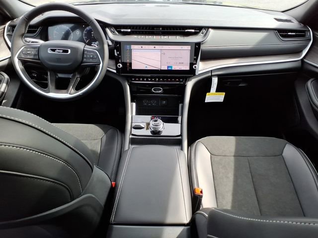 New 2026 Jeep Grand Cherokee Altitude AWD/4WD image 26