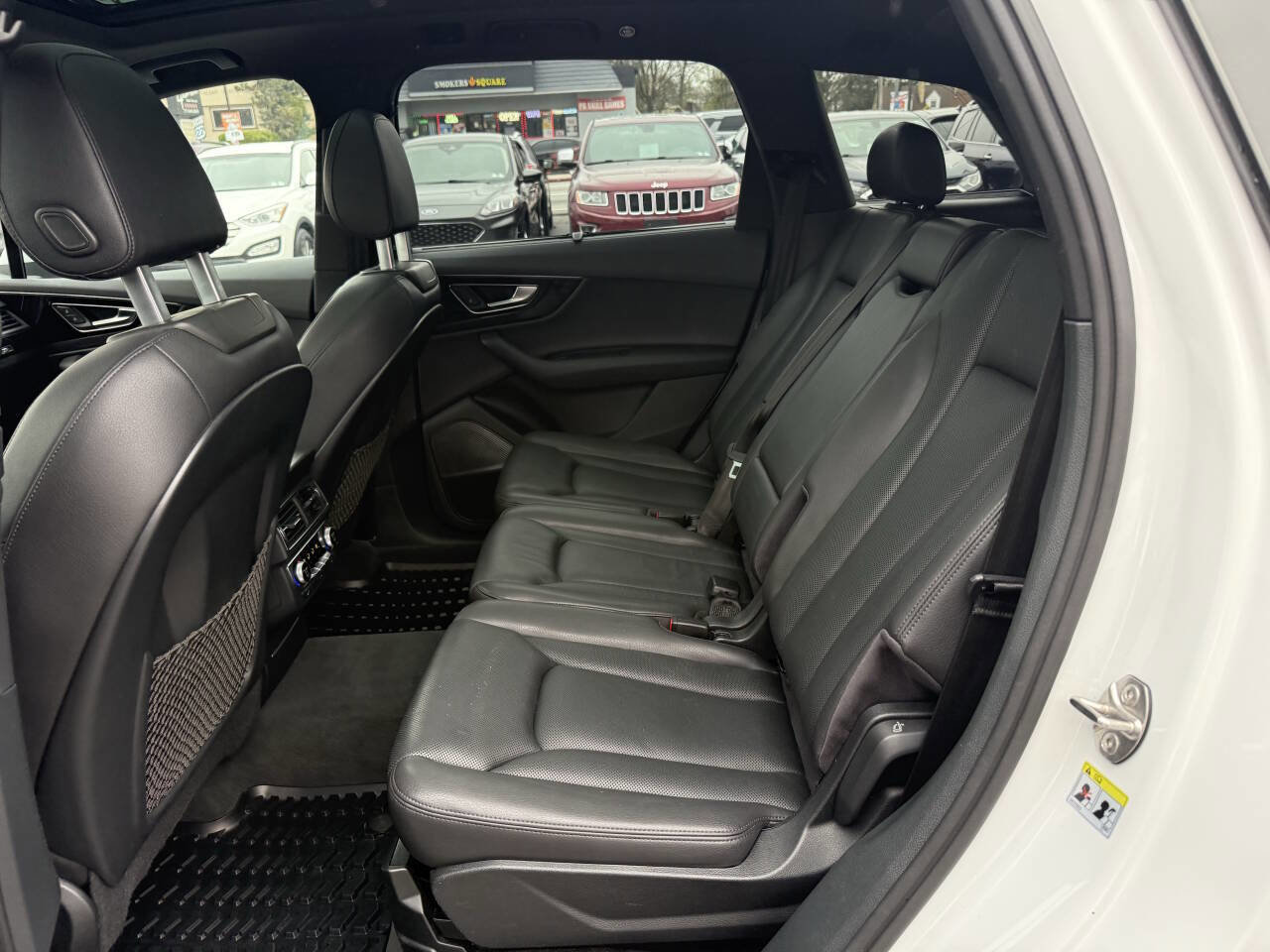 Used 2017 Audi Q7 3.0T Prestige image 8