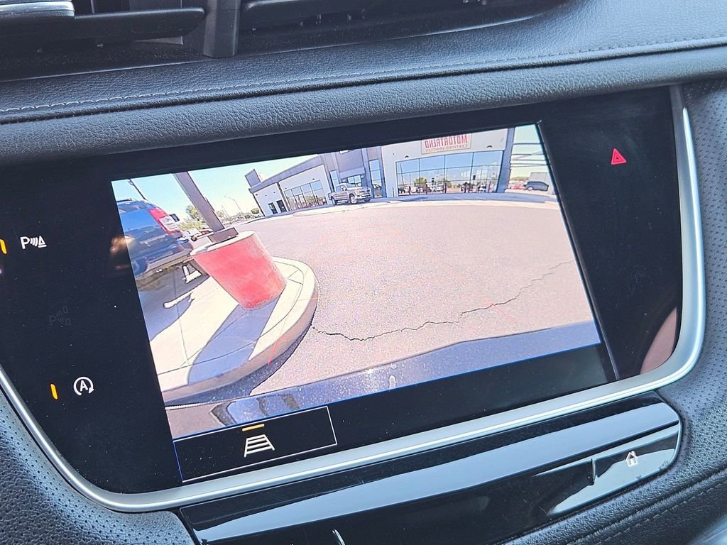 Used 2022 Cadillac XT5 Premium Luxury w/ LPO, Floor Liner Package FWD image 15