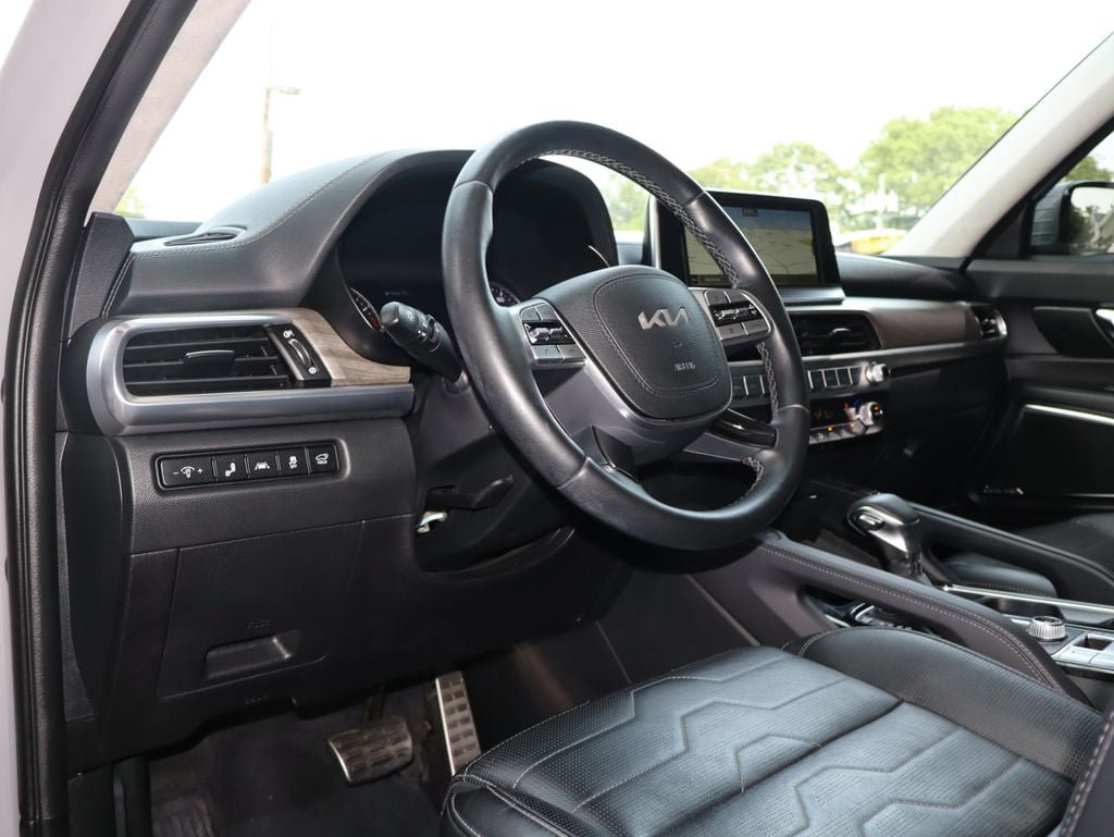 Used 2022 Kia Telluride SX w/ SX Prestige Package AWD/4WD image 19