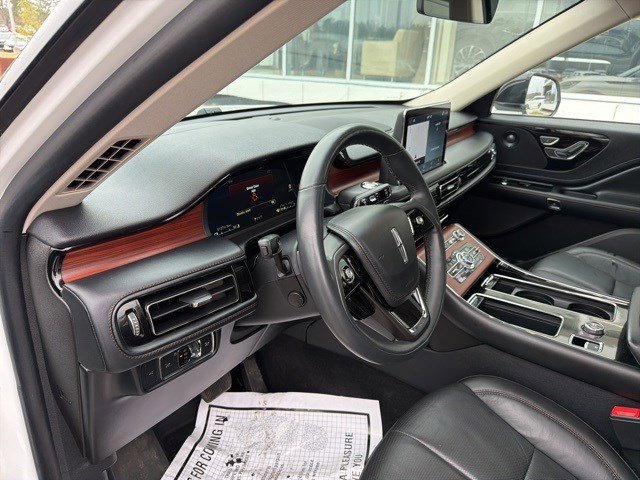 Certified 2023 Lincoln Aviator Reserve w/ Elements Package Plus image 13