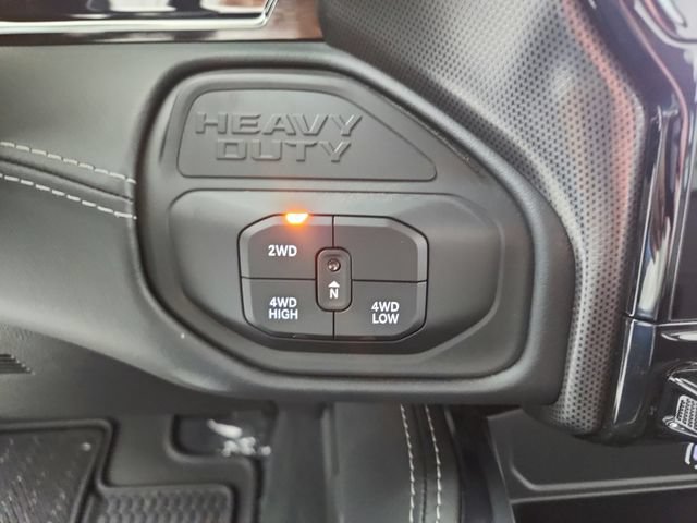 New 2025 RAM 2500 Limited AWD/4WD image 18