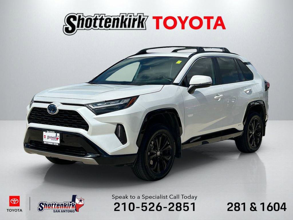Used 2024 Toyota RAV4 SE w/ Convenience Package AWD/4WD image 1